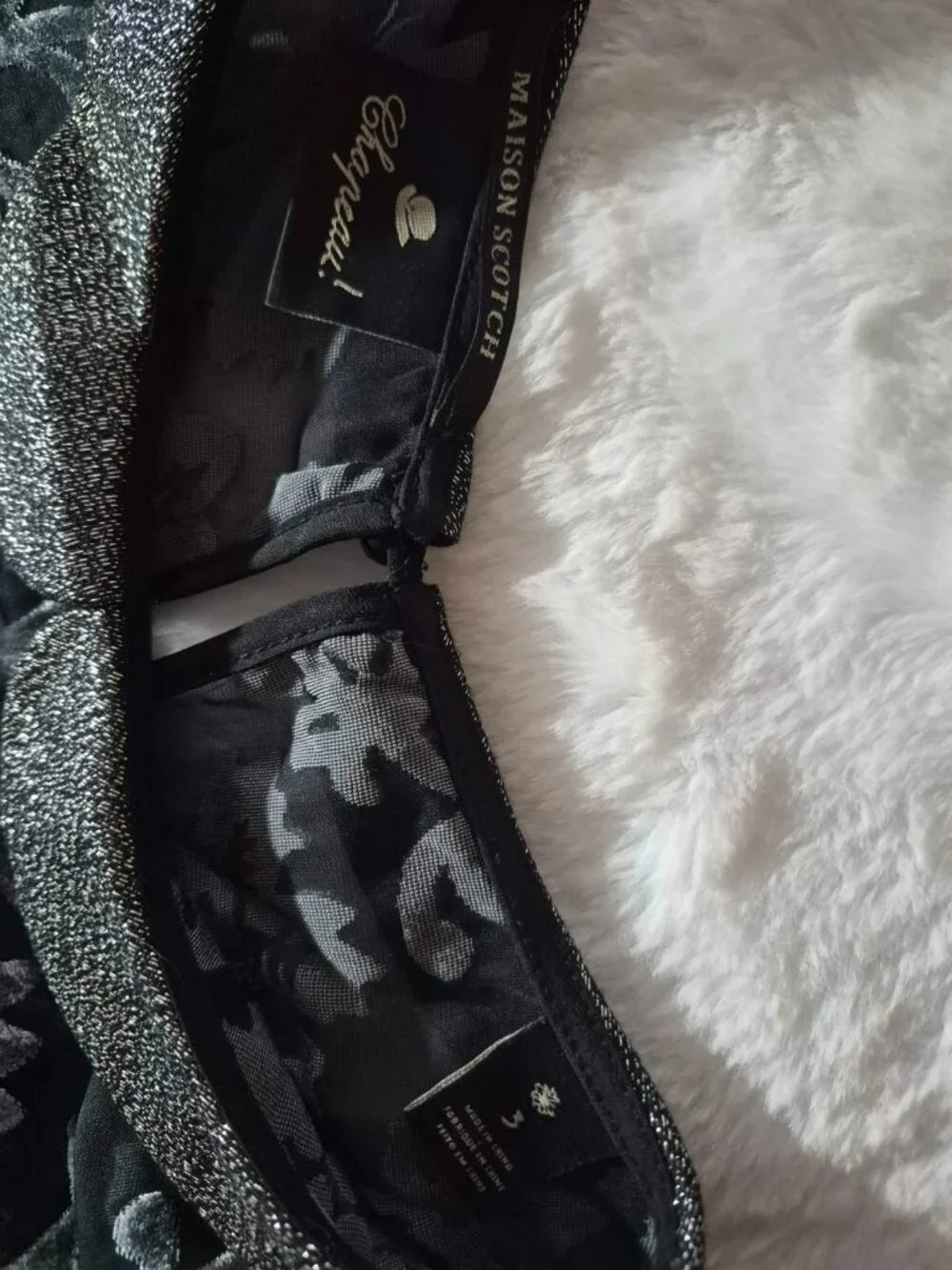 Black/silver translucent blouse - Picture 9 of 10